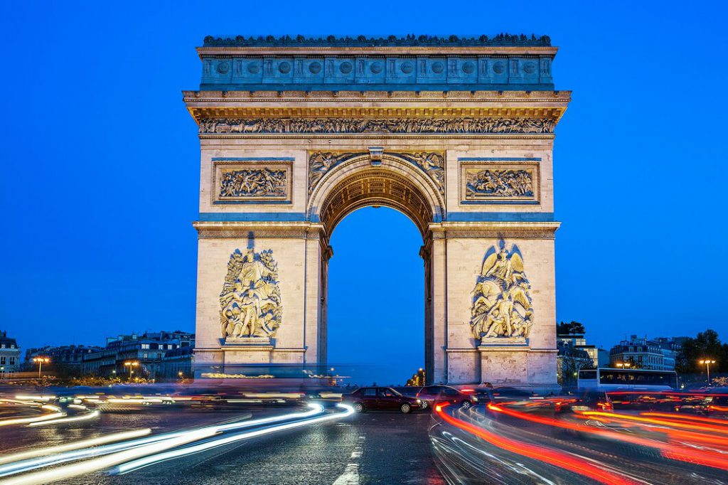 arch-triumph-night-paris-france_268835-878